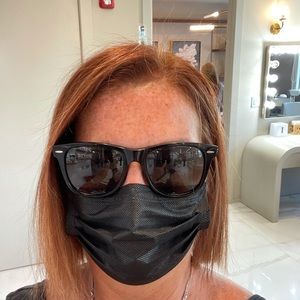 Meet your Posher, Beth